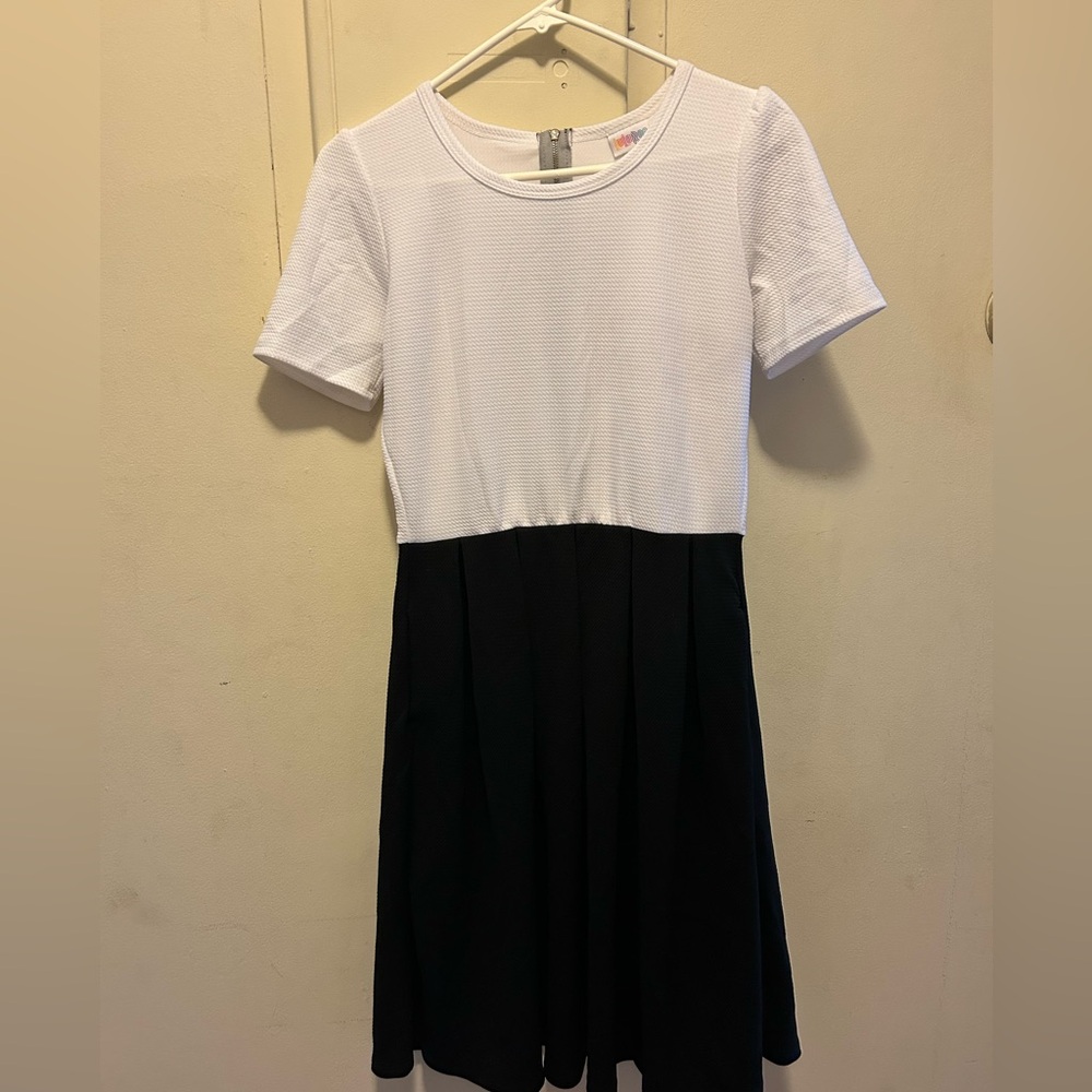 Lularoe Amelia Dress size Medium